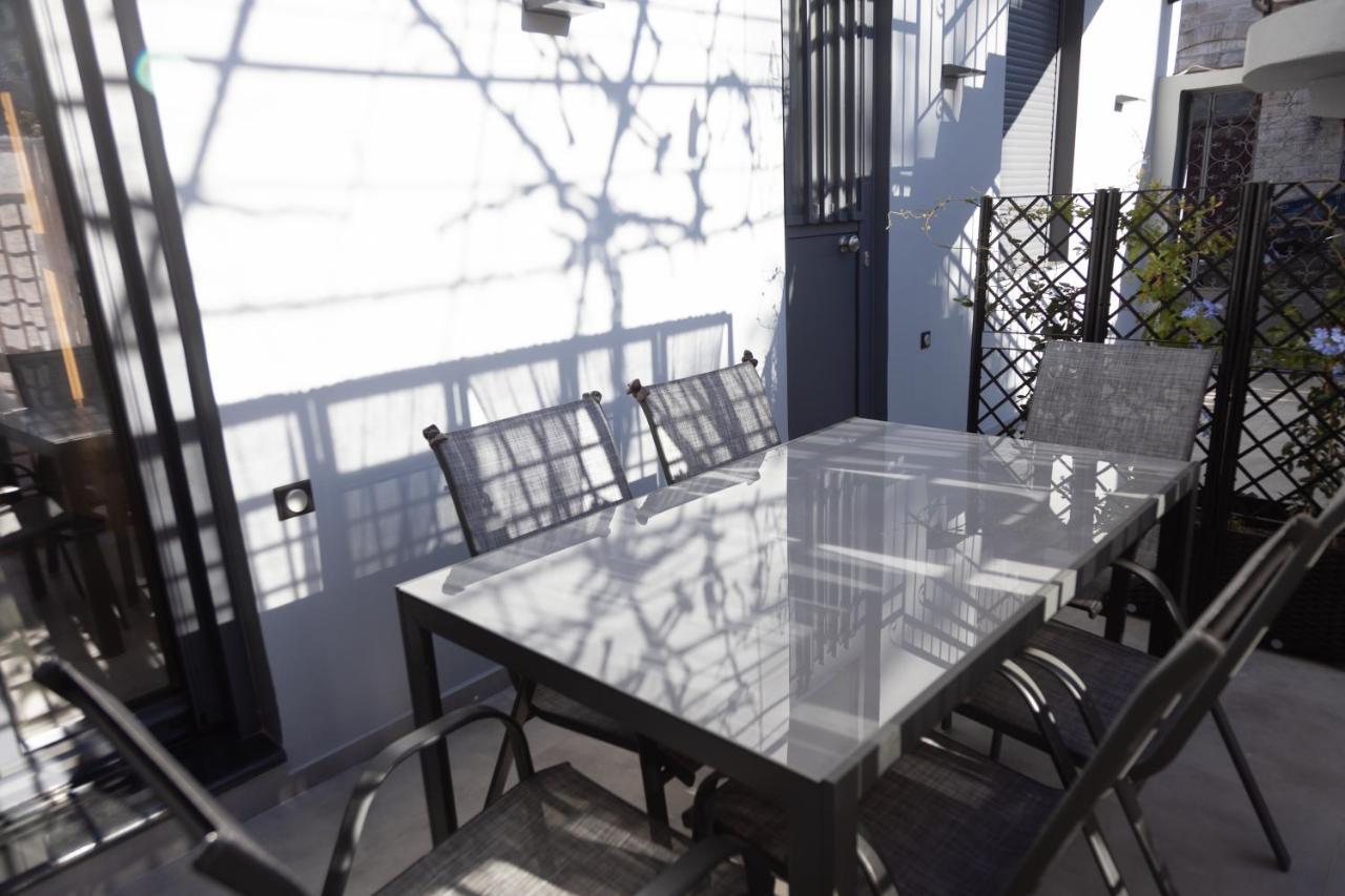 Billmar Luxury Apartment In The Center Of Gythio Exterior photo